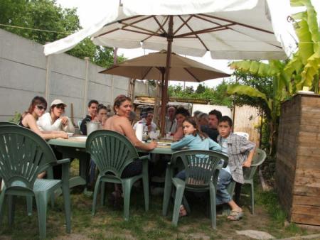 NOU TOUS A PARIS